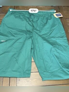 Cherokee Men’s Green scrub pants